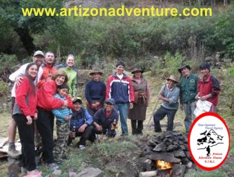 Trekking Huayhuash - Fiesta de la Pachamanca FOTO: MARIA SANCHEZ TOME